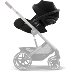 Cybex Cloud G PLUS i-Size Moon Black rozkładany fotelik samochodowy 0-13 kg